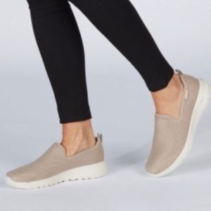 تكرر وحش غداء skechers women's gowalk 